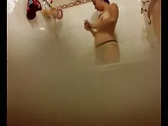 看着我的人处理这两个大难黑公鸡