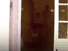 性感线控制动安琪拉夫缠她的阴道周围的一个胖家伙