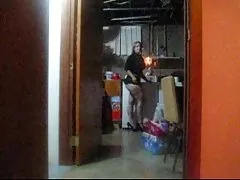 老男人你他妈的年轻女服务员 老男人你他妈的年轻女服务员