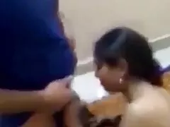 衣服和裸体视频-照片集合