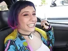 罗莱达纳取得角质一边看电视