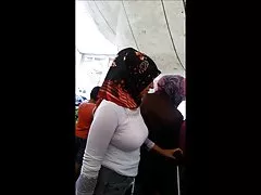 饥渴的女裁缝舔了萨拉杰