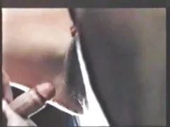 隐藏的摄像机-尼龙抢了