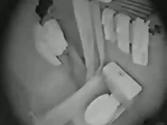 它再一次