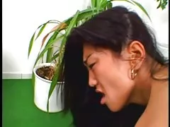 亚洲女孩